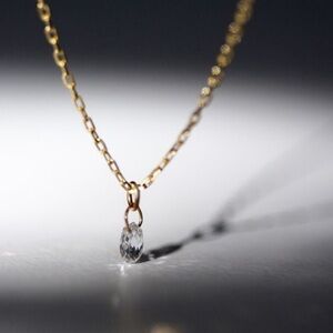 Catbird Petal necklace